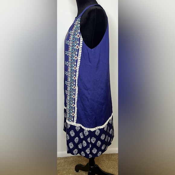Women's THML Navy Blue Embroidered Halter Shift Dress boho resort wear Small EUC - Picture 5 of 9